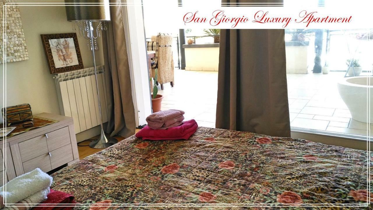 San Giorgio Luxury Apartment Taormina-Panoramic Pool & Parking Space Exteriér fotografie
